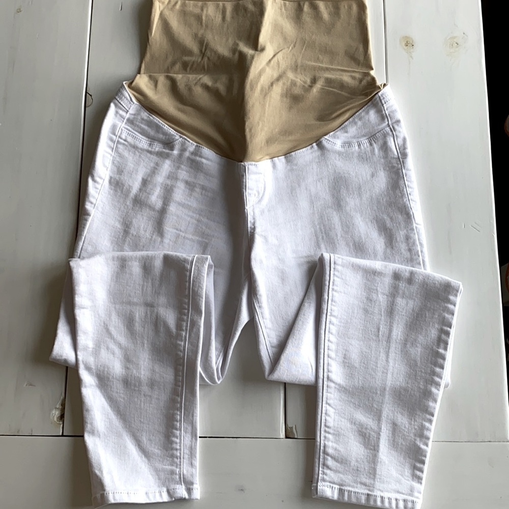 White maternity skinny jeans
